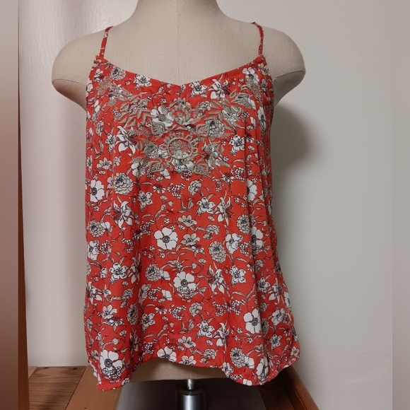 Hollister XS Red Flowy Floral Top - Picture 1 of 9